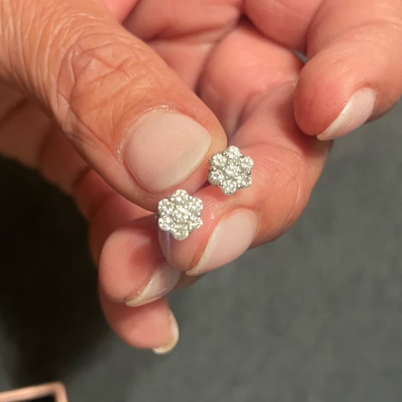 Unlisted items - Picture 7 of 10